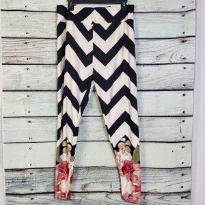 LuLaRoe TC2 Chevron Floral Leggings Black White Pink Simply Comfortable Stretch